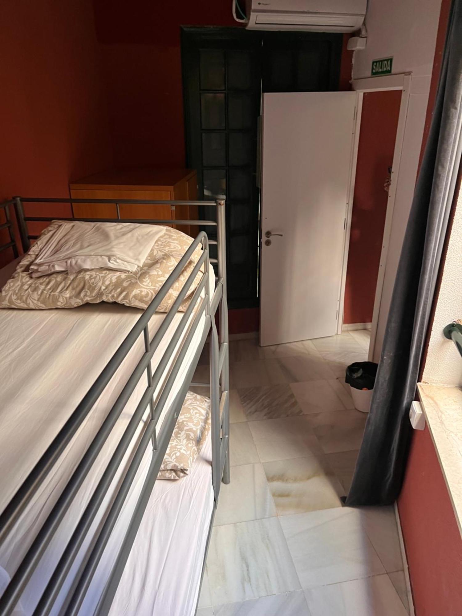 San Isidoro Hostel Sevilla Sevilha Exterior foto